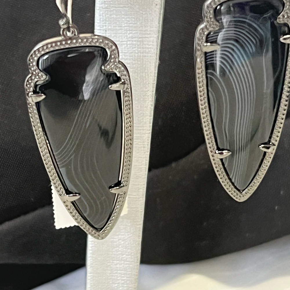 NWT RARE & Retired Kendra Scott Skylar Earrings Gunmetal & Black Banded Agate 😊 - Picture 14 of 15